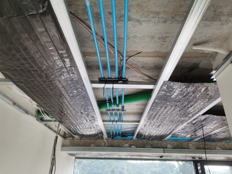 Instalace chladících stropů v Náměšťi nad Oslavou