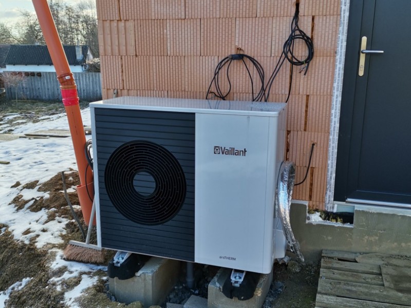 Instalace tepelného čerpadla v Dědicích Instalace tepelného čerpadla v Dědicích