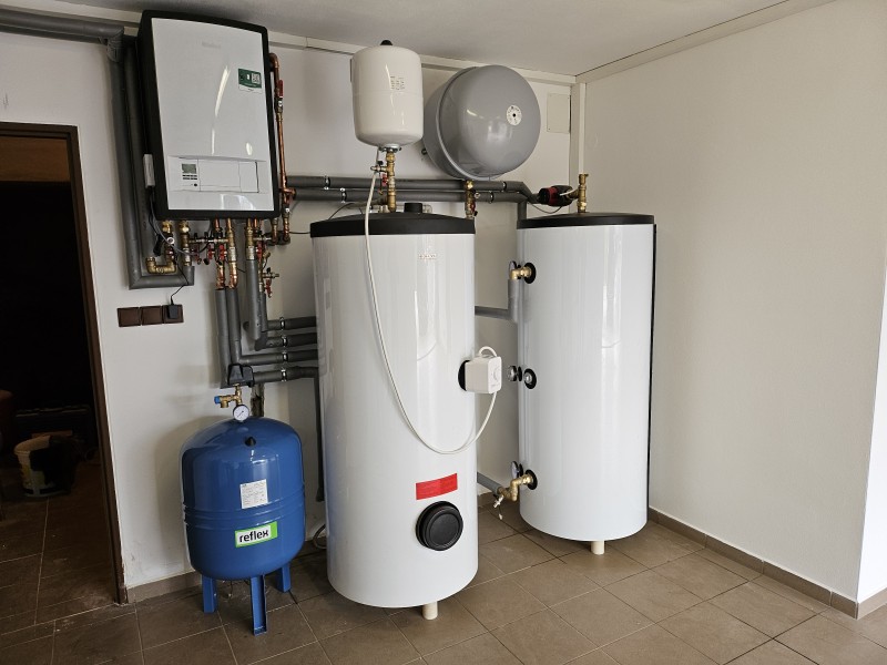 Instalace tepelného čerpadla - výměna stávajícího neekologického zdroje (foto 1)