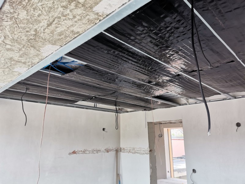 Instalace chladících stropů v Náměšťi nad Oslavou (foto 2)