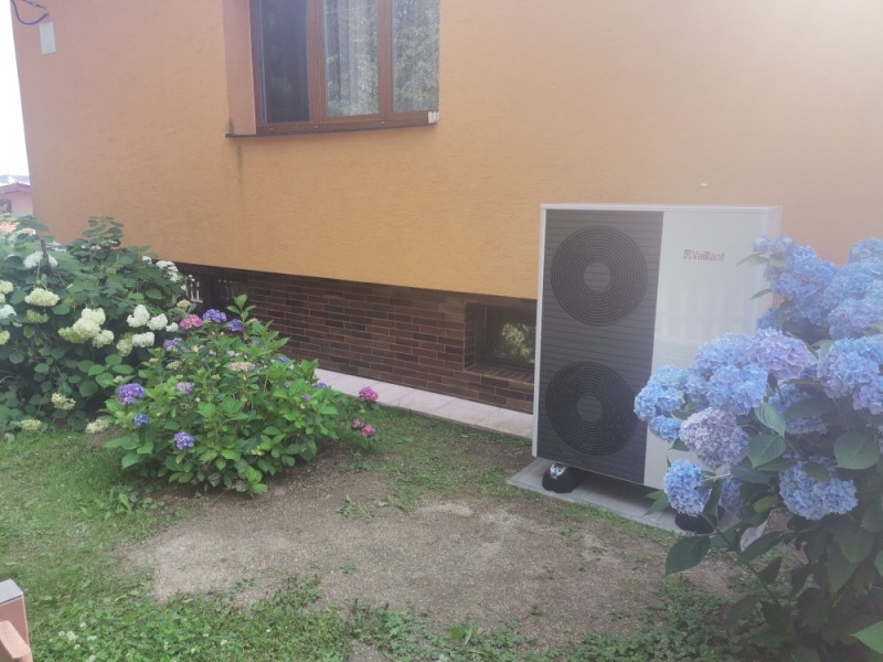 Výměna stávajícího elektrokotle za tepelné čerpadlo vzduch ve Velkém Meziíčí (foto 1)
