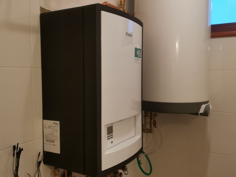 Instalace čerpadla a zásobníku teplé vody (foto 1)