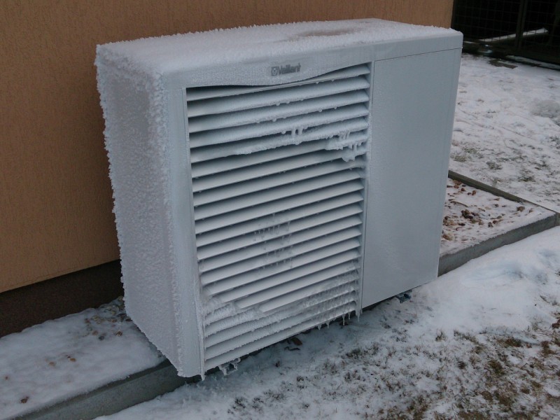 Instalace tepelného čerpadla v Štěměchách (foto 1)