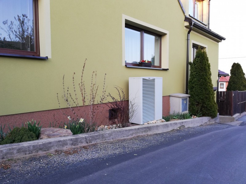 Instalace tepelného čerpadla v Štěměchách (foto 2)